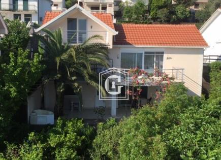 Villa per 320 000 euro a Krasici, Montenegro