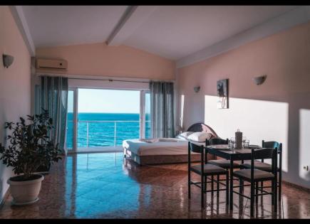 Piso para 103 455 euro en Utjeha, Montenegro