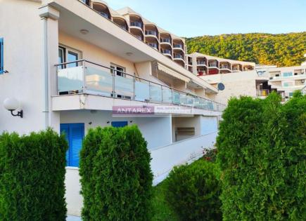 Apartamento para 128 000 euro en Becici, Montenegro