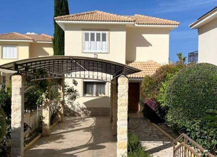 House for 950 000 euro in Paphos, Cyprus