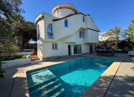 Villa para 850 000 euro en Orihuela, España