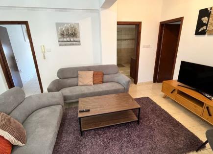 Apartment für 1 300 euro pro Monat in Limassol, Zypern