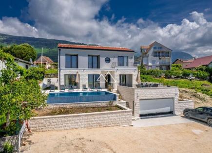 Villa für 890 000 euro in Tivat, Montenegro