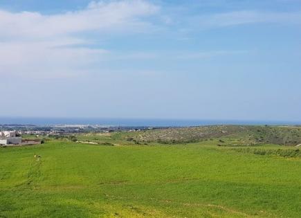 Grundstück für 1 900 000 euro in Larnaka, Zypern