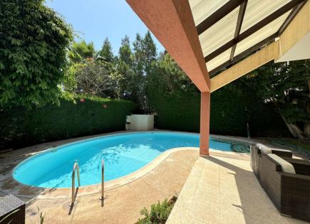 Villa for 1 500 000 euro in Limassol, Cyprus