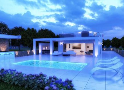 Villa for 790 000 euro in Limassol, Cyprus