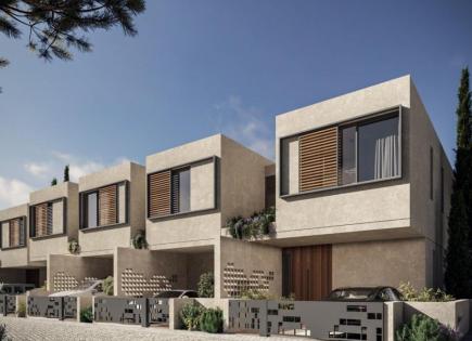 Townhouse for 403 000 euro in Paphos, Cyprus