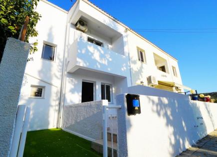 Casa adosada para 195 000 euro en Lárnaca, Chipre