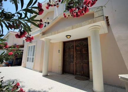 Villa para 1 100 000 euro en Limasol, Chipre