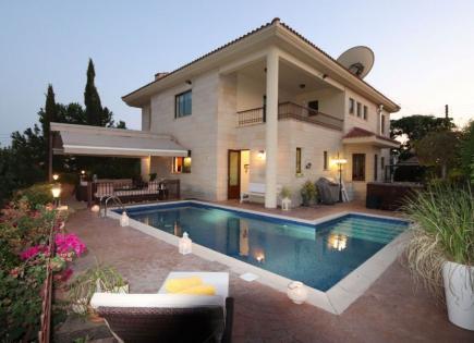 Villa for 1 500 000 euro in Limassol, Cyprus