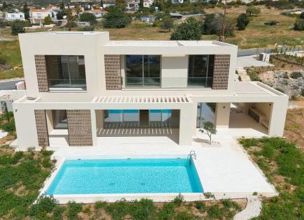 Villa for 2 800 000 euro in Paphos, Cyprus