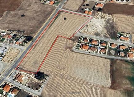 Terrain pour 2 100 000 Euro à Larnaca, Chypre