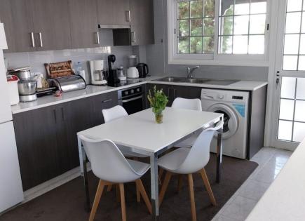 Apartamento para 260 000 euro en Lárnaca, Chipre