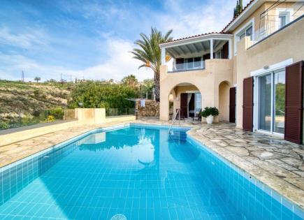 Villa for 580 000 euro in Paphos, Cyprus