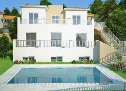 Villa for 680 000 euro in Paphos, Cyprus