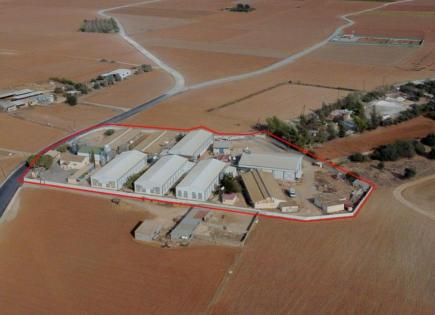 Land for 1 100 000 euro in Larnaca, Cyprus
