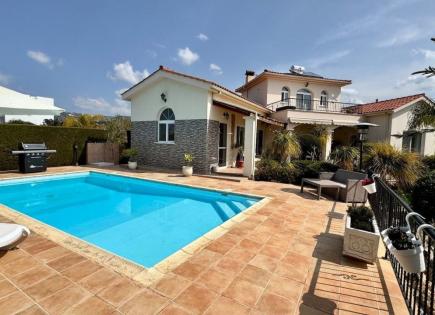 Villa para 710 000 euro en Pafos, Chipre