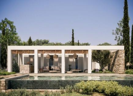 Villa for 904 200 euro in Paphos, Cyprus
