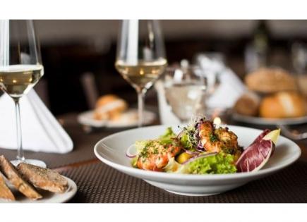 Café, restaurant pour 2 000 000 Euro à Limassol, Chypre
