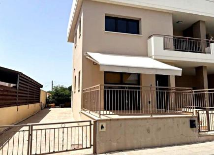 Apartamento para 285 000 euro en Lárnaca, Chipre