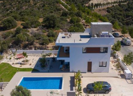 Villa for 550 000 euro in Paphos, Cyprus