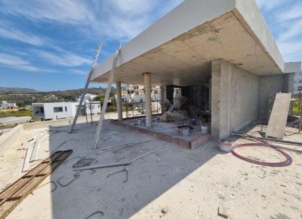 Villa for 3 700 000 euro in Paphos, Cyprus