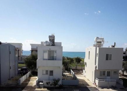 Casa adosada para 220 000 euro en Lárnaca, Chipre