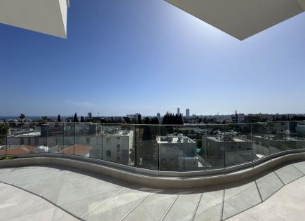 Attico per 1 800 000 euro a Limassol, Cipro