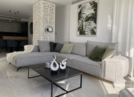 Apartment for 1 100 000 euro in Limassol, Cyprus