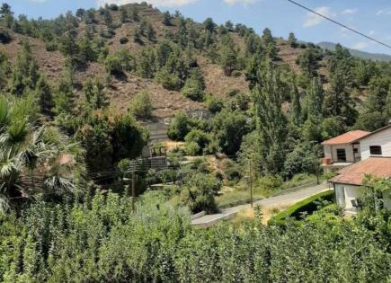 Terrain pour 1 000 000 Euro à Nicosie, Chypre