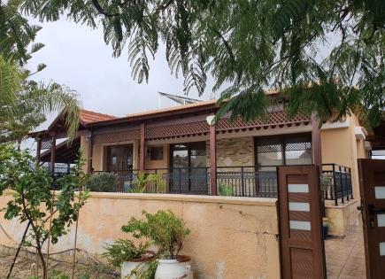 Maison urbaine pour 700 000 Euro à Larnaca, Chypre
