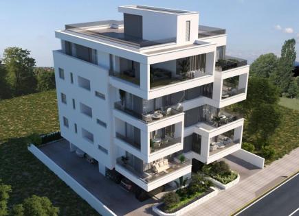 Propiedad comercial para 2 500 000 euro en Lárnaca, Chipre