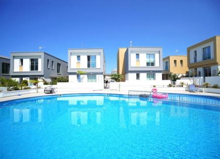 Villa für 465 000 euro in Paphos, Zypern