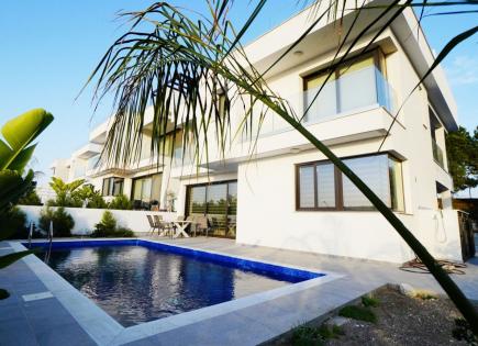 Villa para 550 000 euro en Lárnaca, Chipre