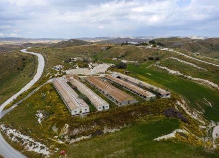 Biens commerciaux pour 173 000 Euro à Larnaca, Chypre