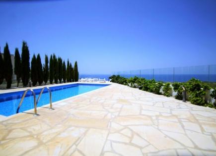 Villa for 1 300 000 euro in Paphos, Cyprus