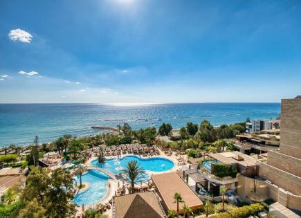 Appartamenti per 4 400 000 euro a Limassol, Cipro