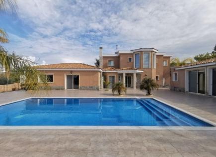 Villa for 3 000 000 euro in Paphos, Cyprus