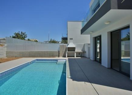 Villa per 465 000 euro a Paphos, Cipro