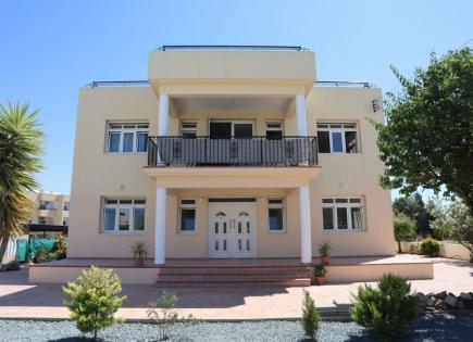 Villa für 799 999 euro in Larnaka, Zypern
