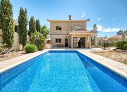 Villa for 1 350 000 euro in Limassol, Cyprus