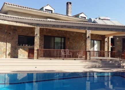 Villa for 520 000 euro in Nicosia, Cyprus