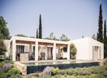 Villa for 530 000 euro in Paphos, Cyprus