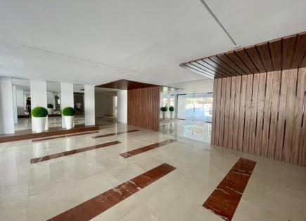 Apartment for 240 000 euro in Larnaca, Cyprus