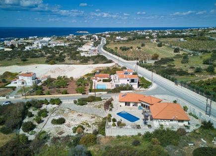 Villa for 1 290 000 euro in Paphos, Cyprus