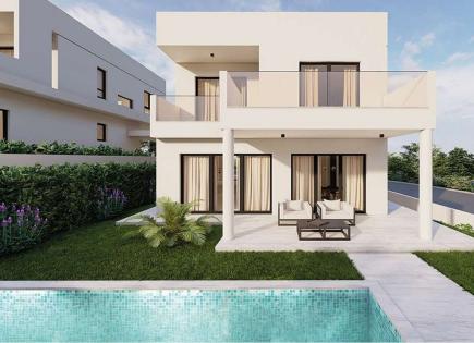 Villa for 750 000 euro in Limassol, Cyprus