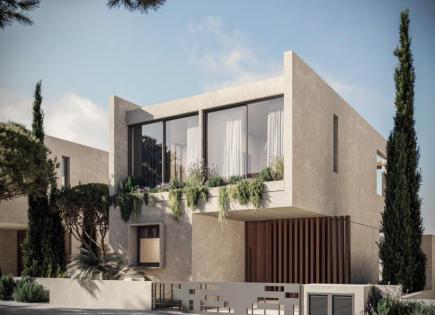 Villa for 664 000 euro in Paphos, Cyprus