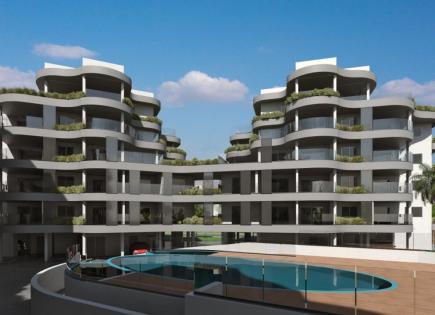 Apartment for 298 000 euro in Larnaca, Cyprus