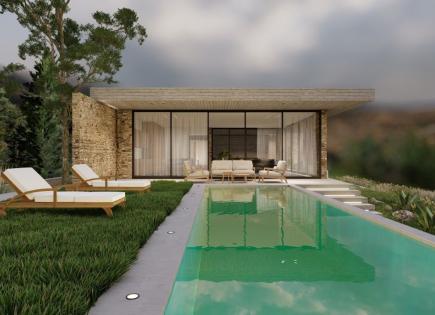 Bungalow per 2 080 000 euro a Paphos, Cipro