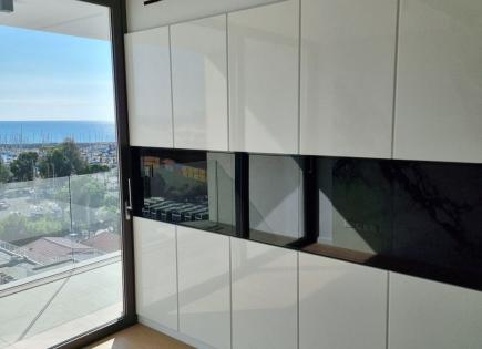 Apartment for 1 200 000 euro in Larnaca, Cyprus
